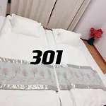 福順ホテル Hotel